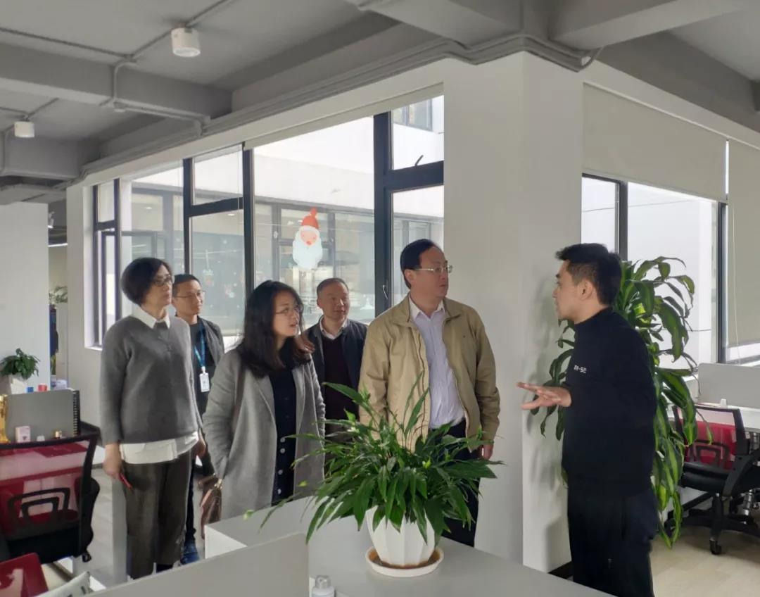 上海市經(jīng)信委何勇處長(zhǎng)帶隊(duì)考察星谷云，政府、協(xié)會(huì)、企業(yè)三方互動(dòng)，賦能中國(guó)B2B企業(yè)跨境轉(zhuǎn)型升級(jí)